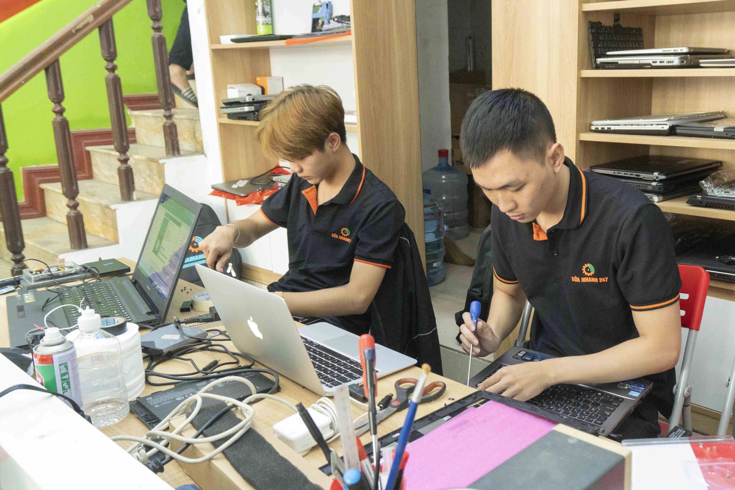 AZZ05790-sua nhanh 247 2-3